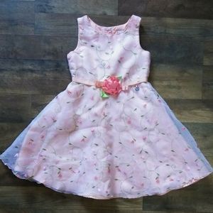Sweet Heart Rose Floral Dress Girl's Size: 5